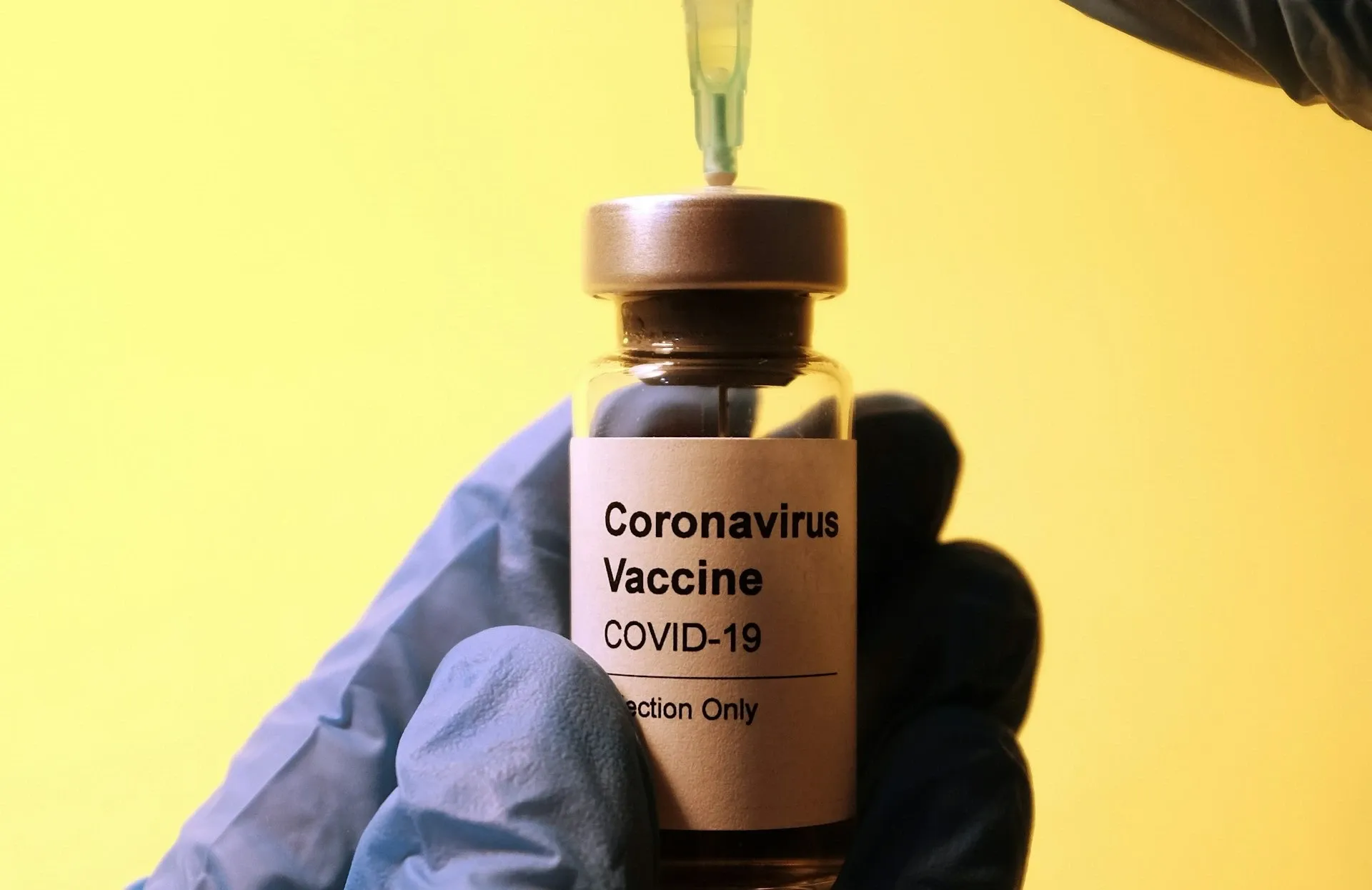 Rekomendacje WHO i MZ w sprawie realizacji szczepień przeciw COVID-19 w sezonie 2023/2024
