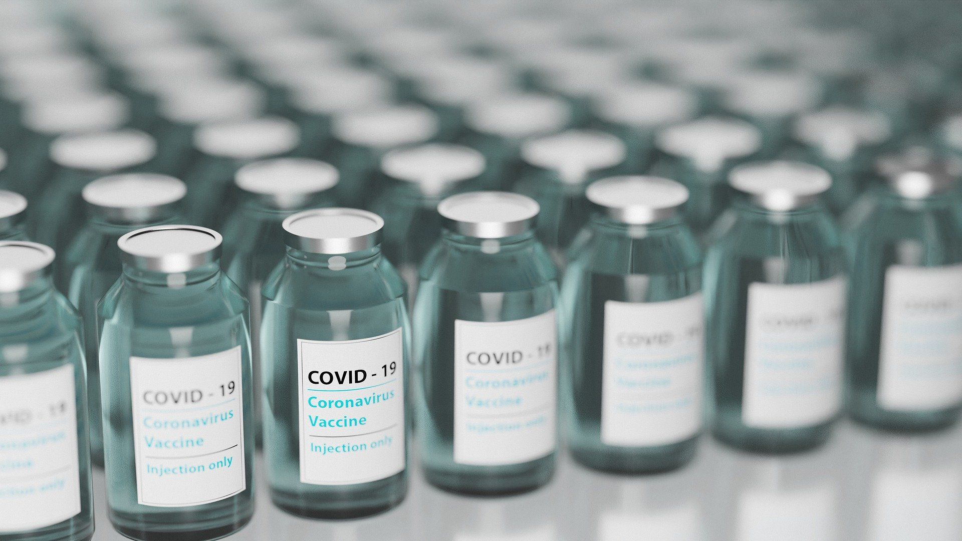 EMA opublikowała pierwszą aktualizację bezpieczeństwa szczepionek COVID-19