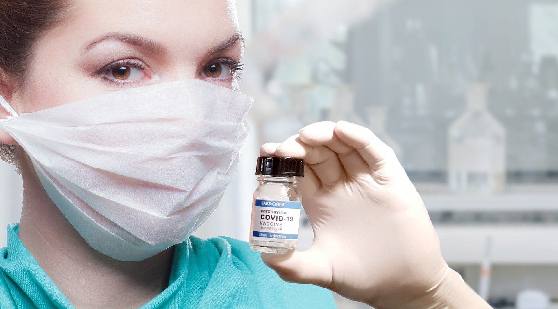 Szczepionka AstraZeneca warunkowo dopuszczona do obrotu w UE